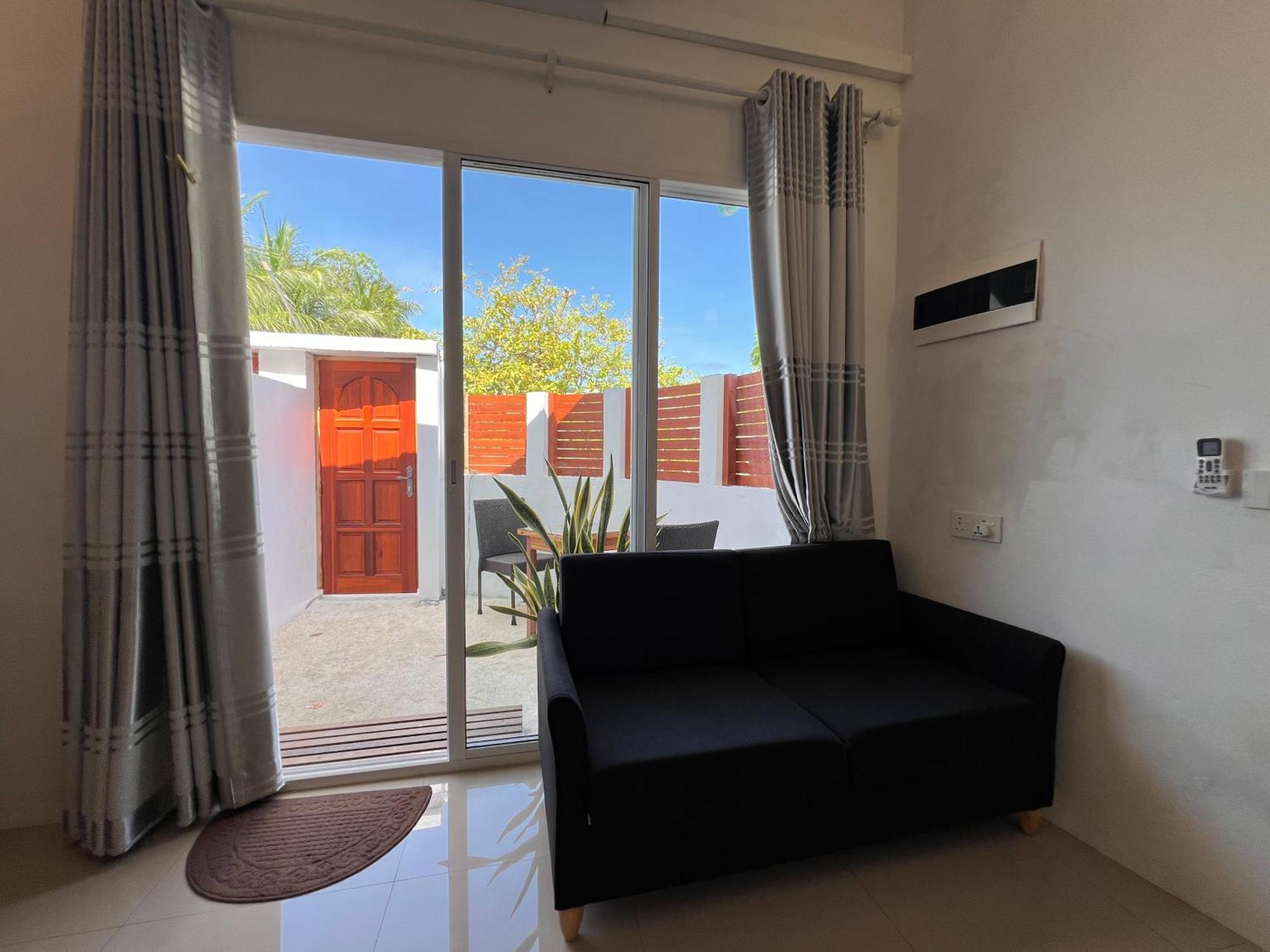The Wave Dhigurah Hotel Dhigurah  Exterior photo